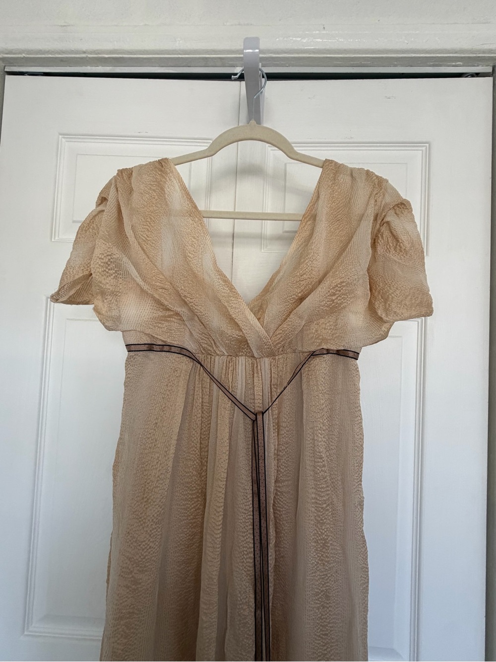Carolina Herrera Cream Maxi Dress with corset size 0 - Picture 6 of 16